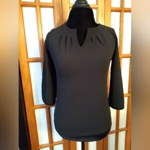 Women's Talbots  Black V Neck 3/4 Sleeve Blouse Sz PS Excellent Condition